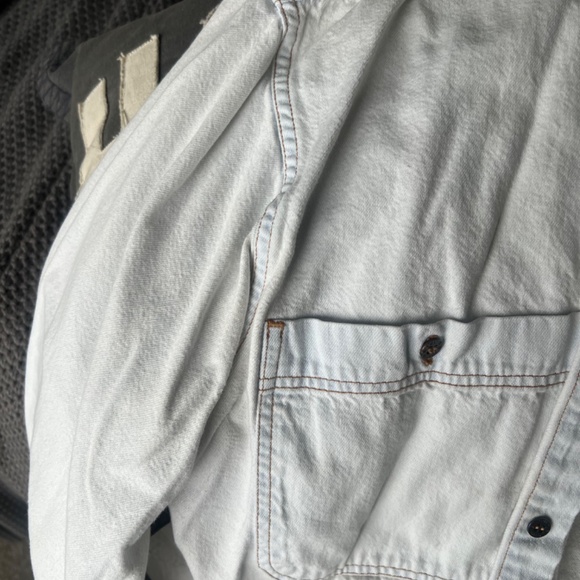 Retro 90s Levi jeans button up shirt - Picture 4 of 6